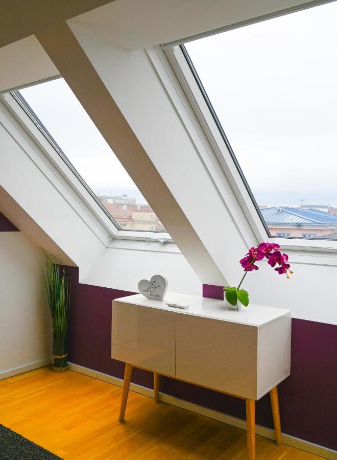 Hideaway Suite Danube Canal Vienna Exterior photo